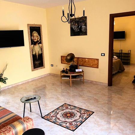 Di Padre In Figlio Bed & Breakfast Caserta Dış mekan fotoğraf