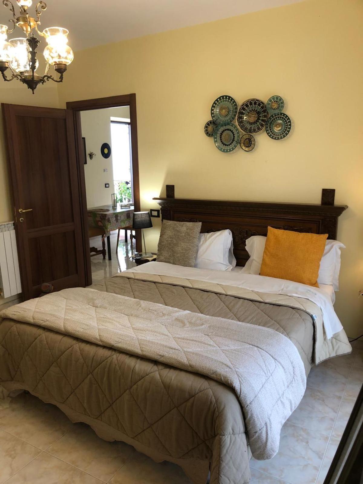 Di Padre In Figlio Bed & Breakfast Caserta Dış mekan fotoğraf