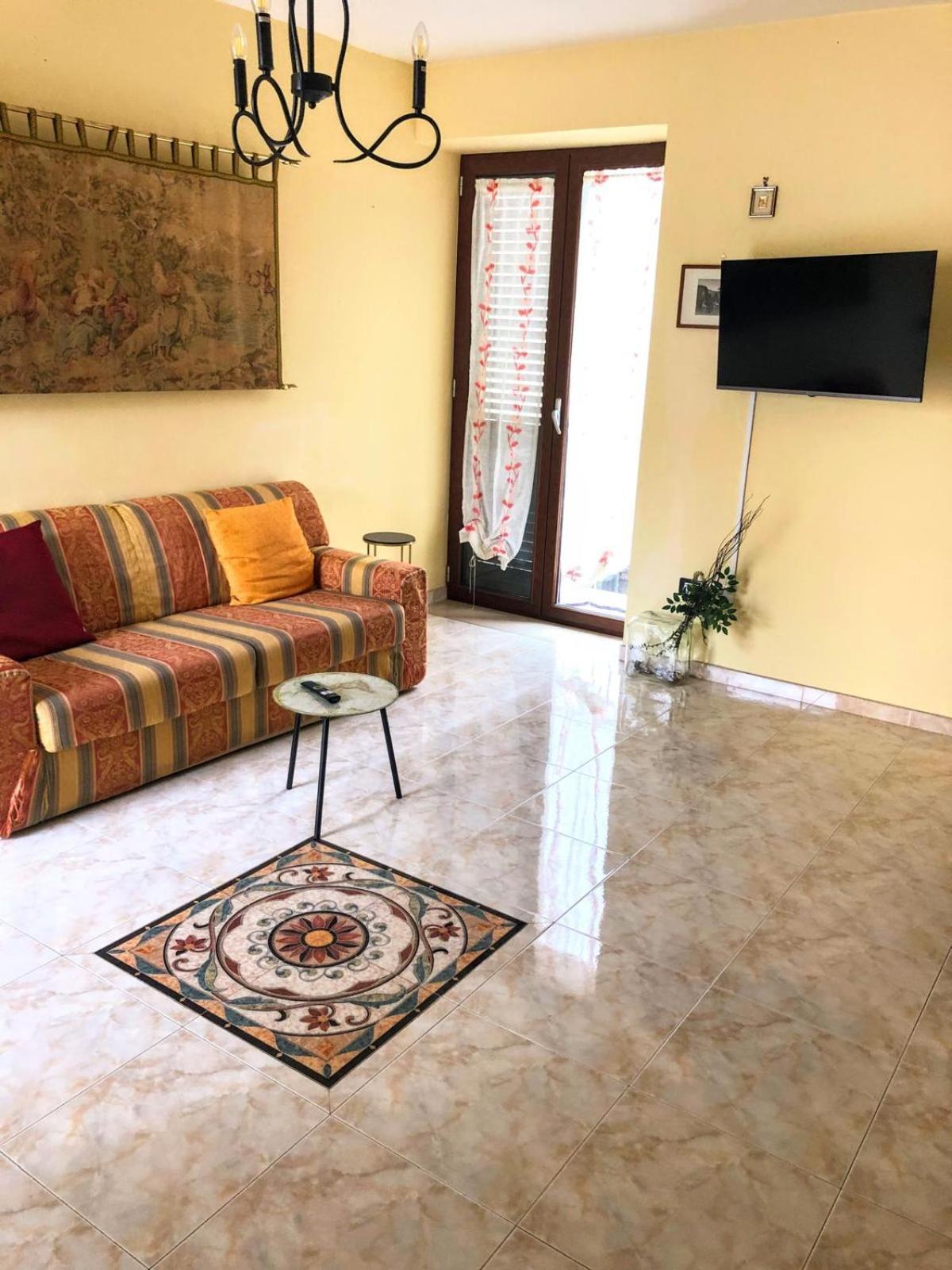Di Padre In Figlio Bed & Breakfast Caserta Dış mekan fotoğraf